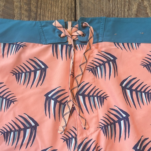 Patagonia board shorts size 40 - Picture 3 of 6